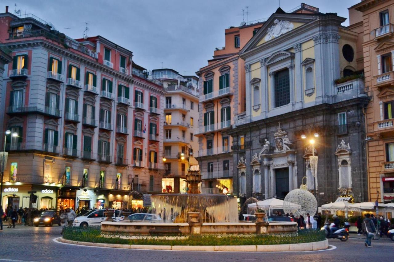 Core E Core Naples Extérieur photo